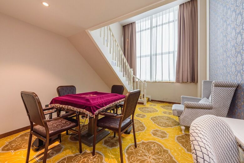 Hotel Ramada Encore Wyndham Nanning City Center