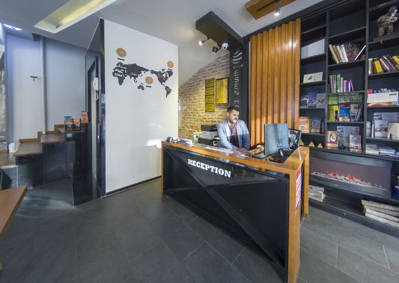 Sirkeci Esen Hotel