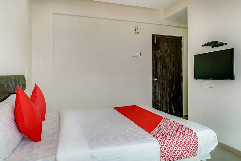 Oyo 24792 Hotel Heramb