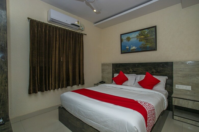 Hotel Oyo 26197 Pride Suites
