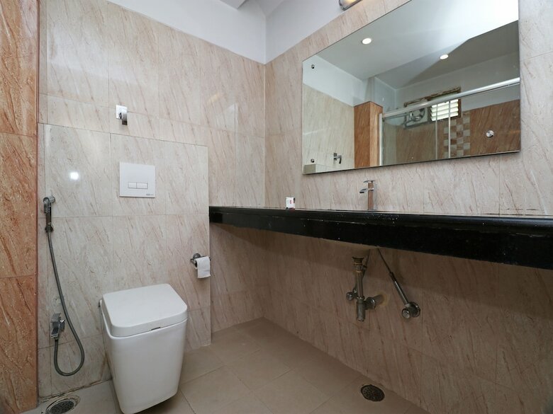 Oyo 5843 Hotel Yash Inn