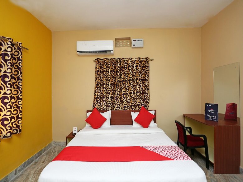 Hotel Oyo 12756 Galaxy Homes