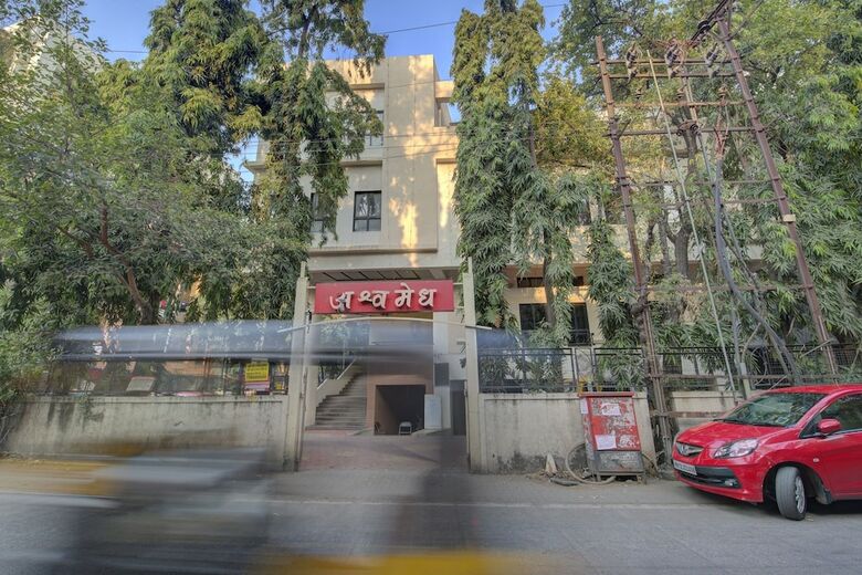 Oyo 24981 Hotel Ashwamedh Residency
