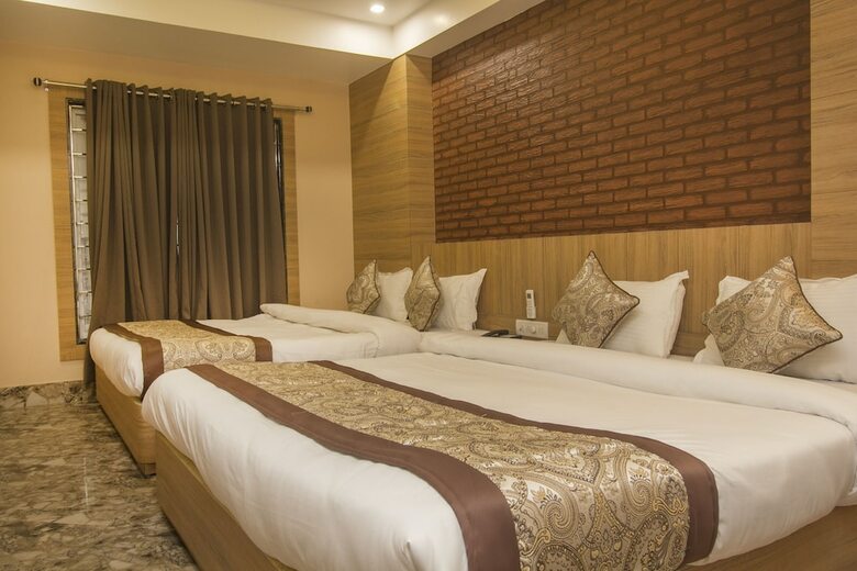 Oyo 27992 Hotel Ganpati