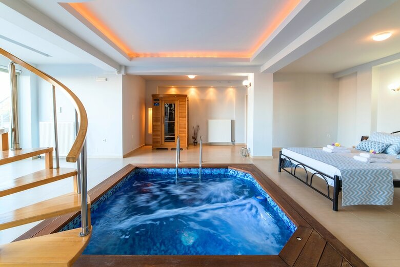 Secret Escape Villa With Heated Pool