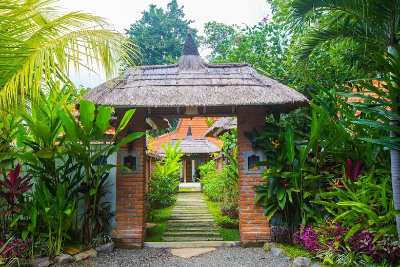 Villa Joglo At Lata Lama