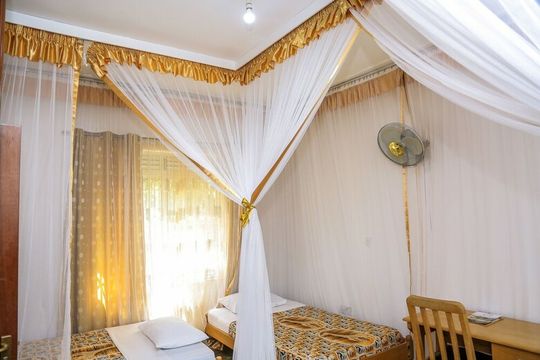 Adonai Guest House