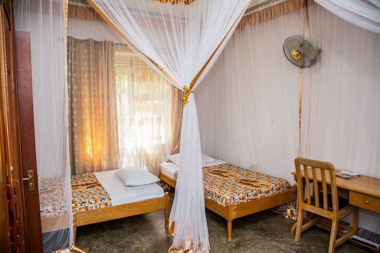 Adonai Guest House