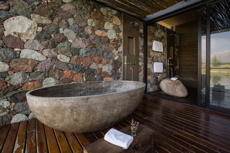 Hotel The Vines Resort & Spa