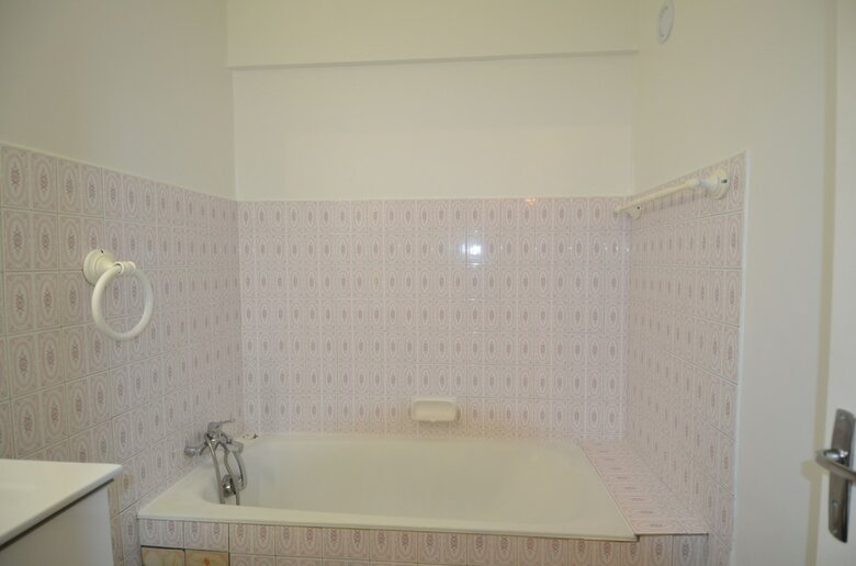 Apartment 4 Persons Near Train Station Acropolis District In Nice