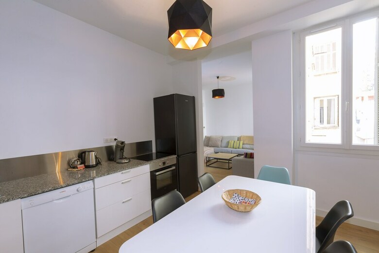 Apartamento 2 Chambres Climatis�es Centre Ville
