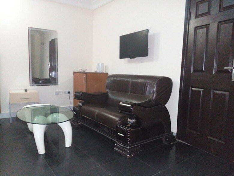 Hotel D'luxx Villa & Suites
