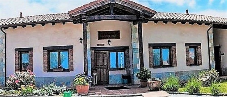 Apartamentos La Carbayala