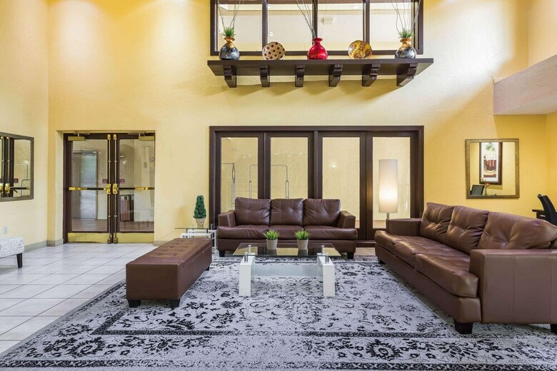 Hotel Quality Suites Deerfield Beach