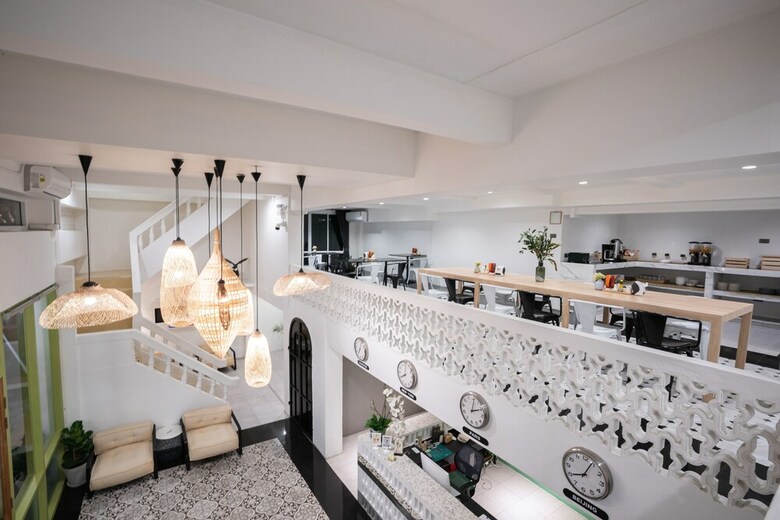 Hotel Kowtha  Rivertel