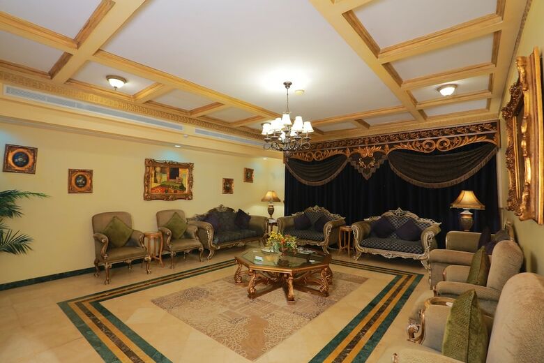 Villa Western Garden Hotel