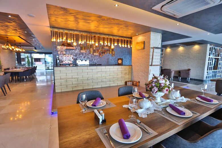 Apartamento Royal Comfort Suites