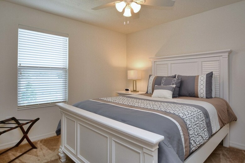 Compass Bay- 4 Bedroom Townhome- 1950cy