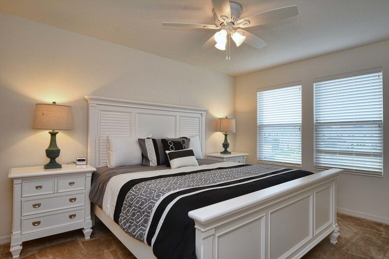 Compass Bay- 4 Bedroom Townhome- 1950cy