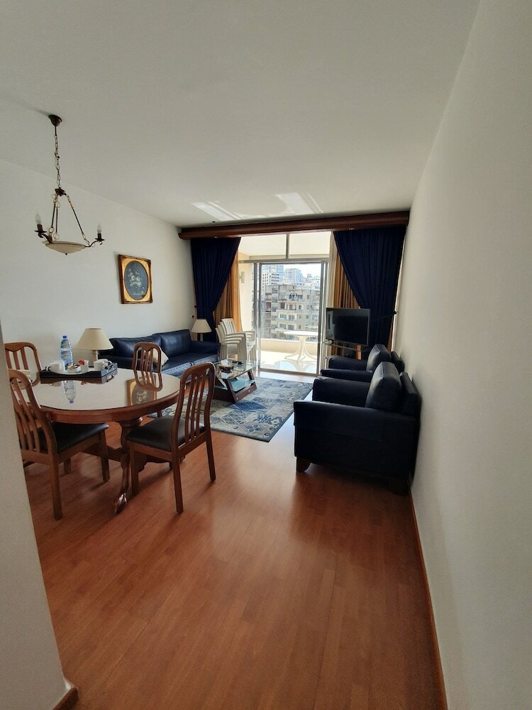 Apartamentos Holiday Home Suites