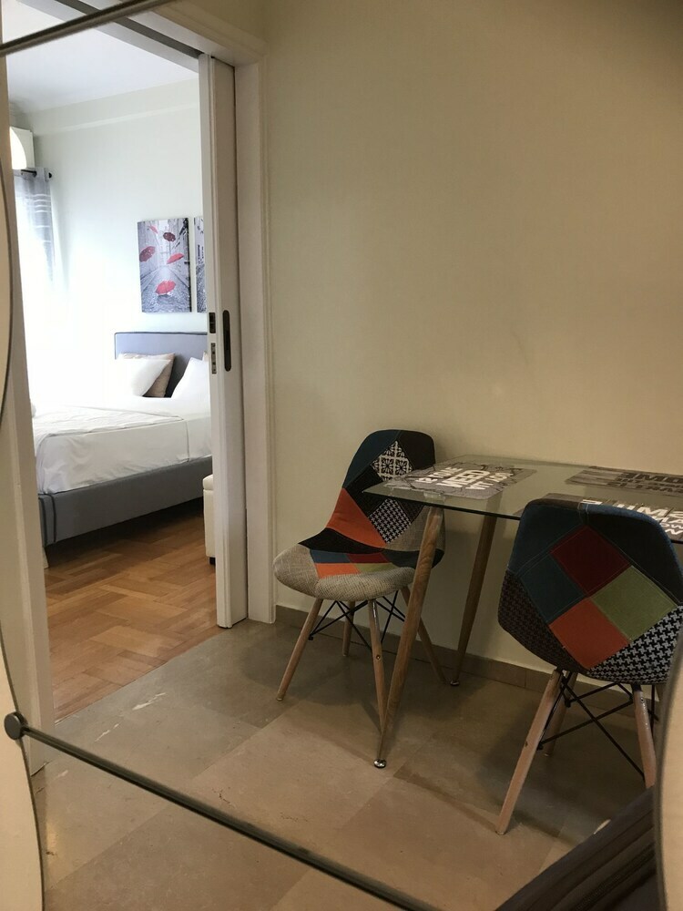 Athenian Sunny Apartment