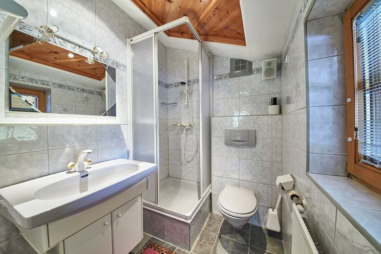 Apartamentos Holiday Home Viehhofen