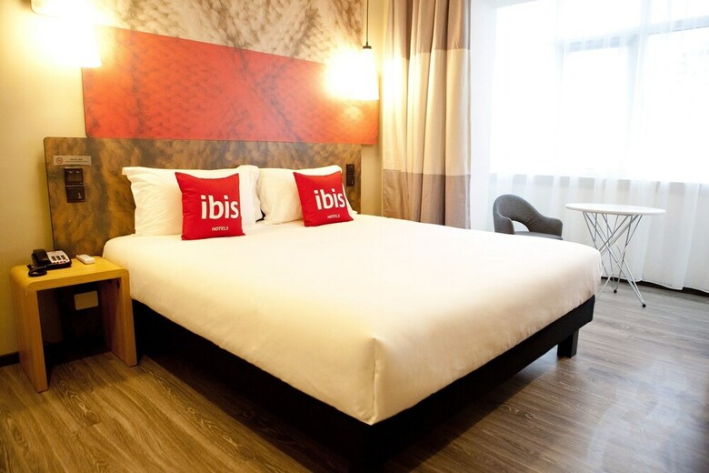 Ibis Tianjin Railway Station Hotel