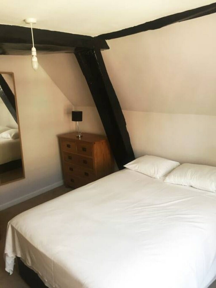 Modern 1 Bedroom Apartment In Central Bristol