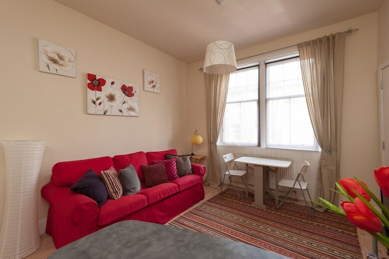 Apartamentos 1 Bedroom Home In Old Town Centre