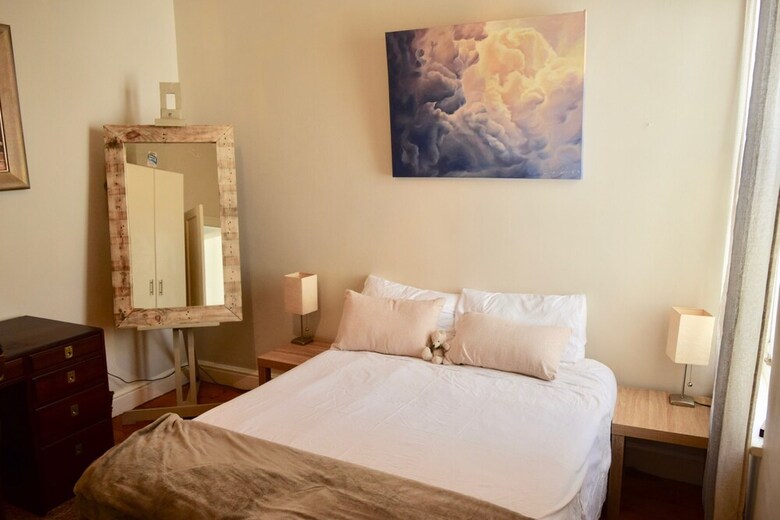 2 Bedroom Home With Private Garden