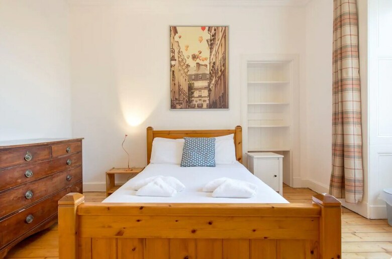 Apartamentos Spacious Traditional 3 Bedroom Flat In New Town