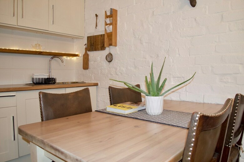 2 Bedroom Apartment In Dalry Edinburgh