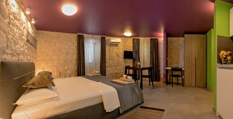 Hotel Annies Stone Studio & Room