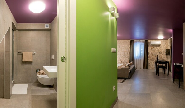 Hotel Annies Stone Studio & Room