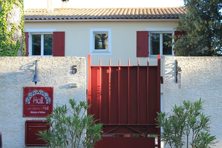 Hotel Les Jardins D'holi - Chambres D'h�tes