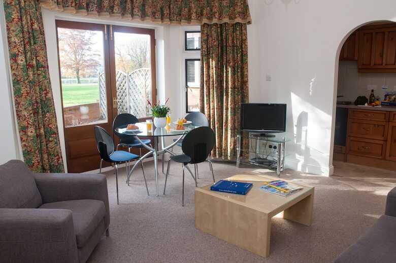 Apartamentos Wraysbury Hall