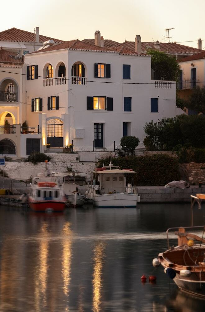 Hotel Porto Vecchio Luxury Suites