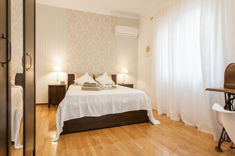 Classy Central Apartment Near Acropolis