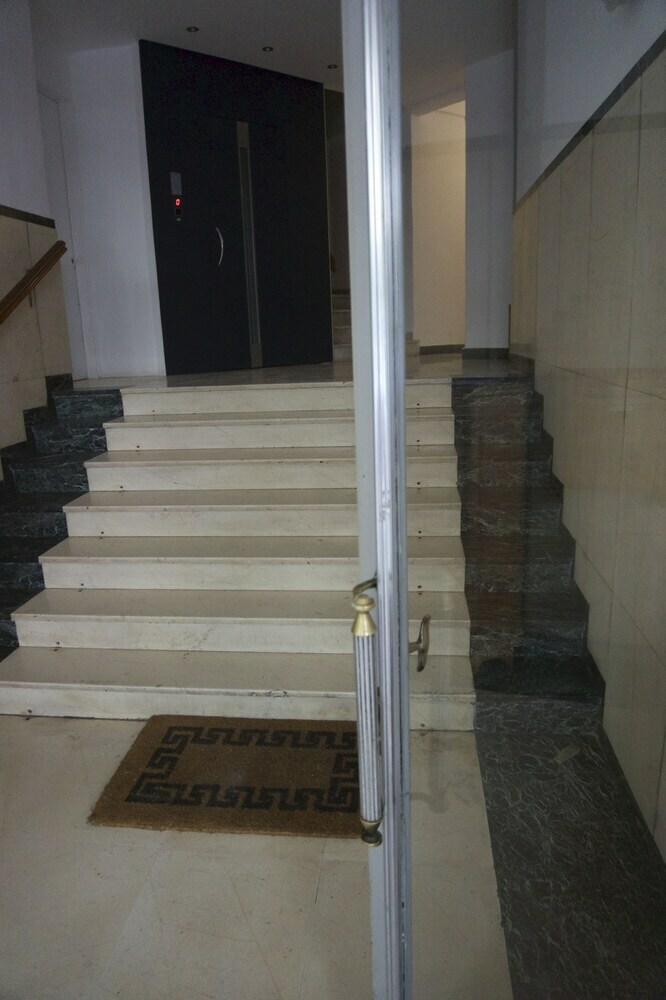 Classy Central Apartment Near Acropolis