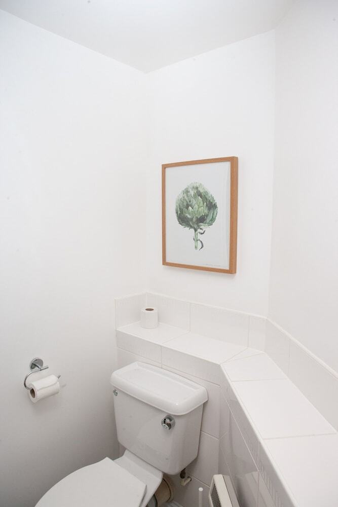 Lovely 1 Bedroom Apartment In Central Bristol