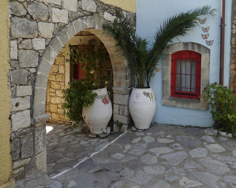 Hotel Arolithos Traditional Cretan Village