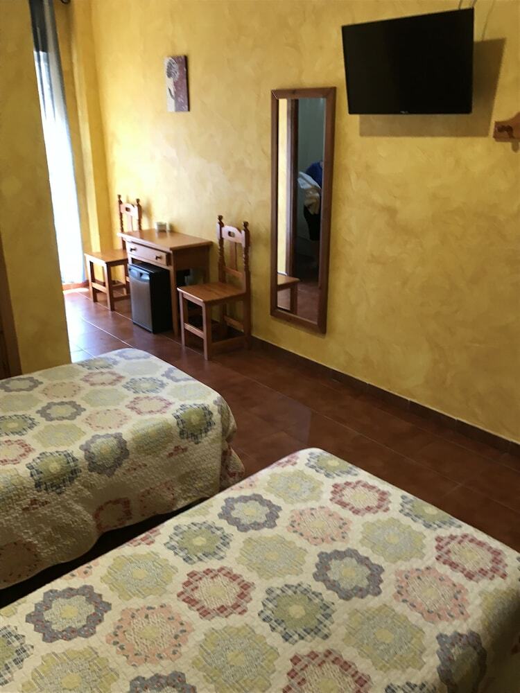 Hostal Restaurante El Mero
