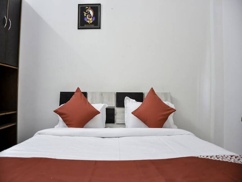 Oyo 27785 The Cloud Hotel And Resorts