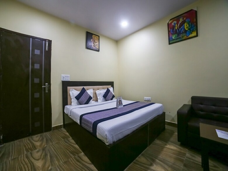 Hotel Oyo 19481 Jp Villa