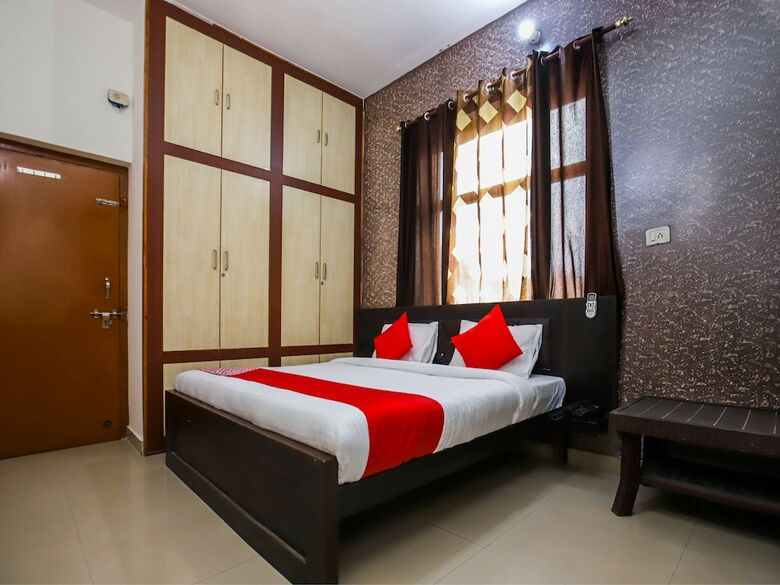 Oyo 19456 Hotel Shagun Palace