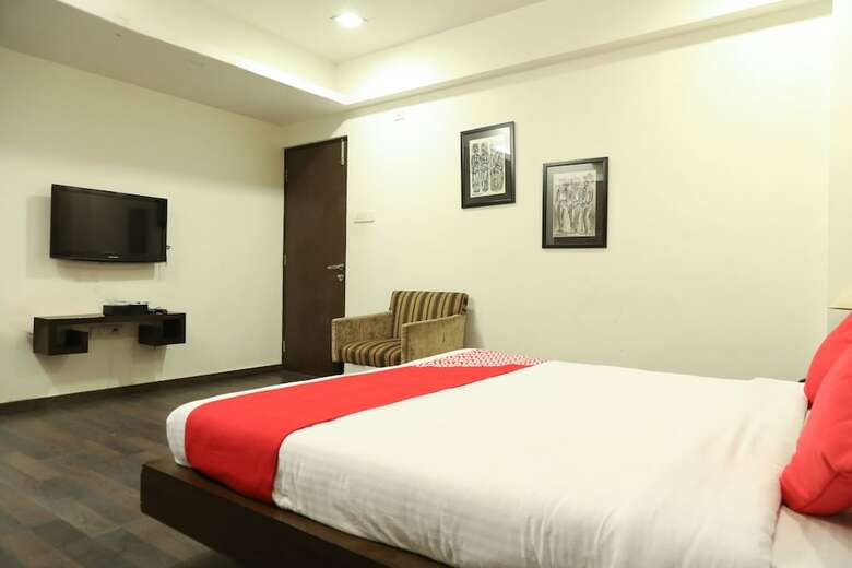Hotel Oyo 26499 Check Inn Service Apartment