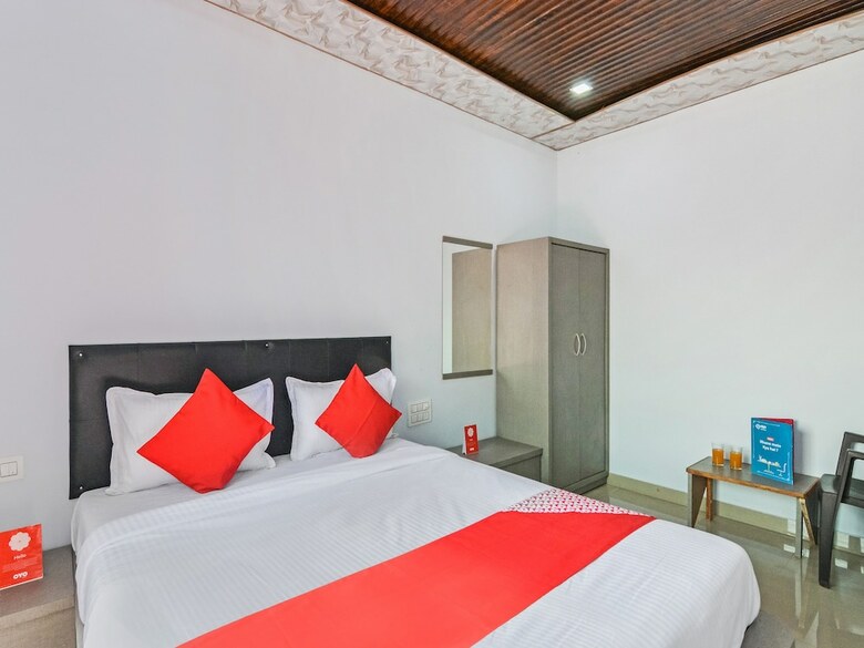 Hotel Oyo 27730 Pawna Lake House
