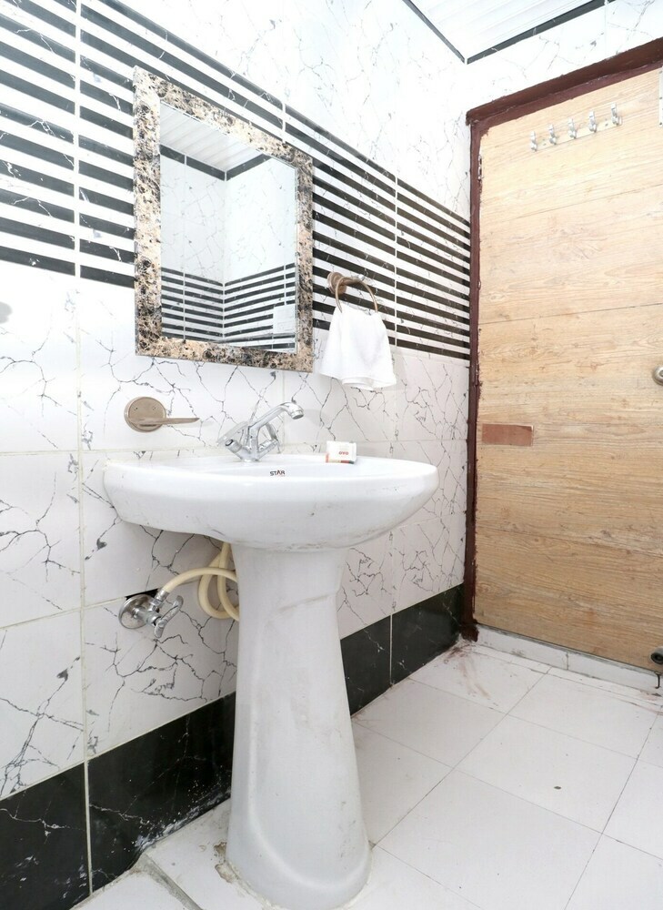 Oyo 2468 Hotel Bikaner