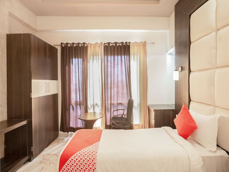 Hotel Oyo Flagship 28149 Mangal Residency