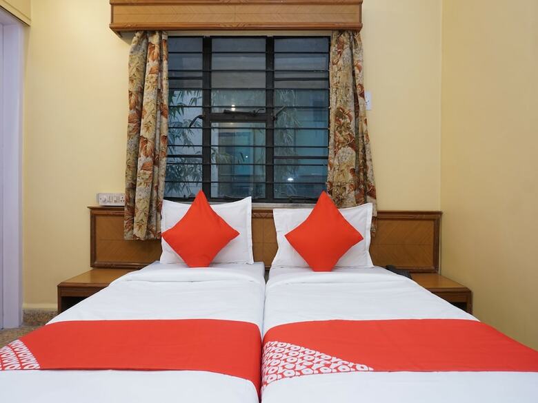 Oyo 22312 Hotel Nandanvan